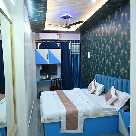 Sun High Stay Luxury Guest House バラナシ エクステリア 写真